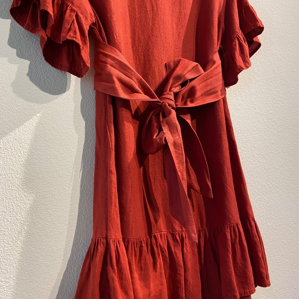 Red Ruffled Tie-Mini Dress - Picture 3 of 10